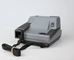 Polaroid Impulse Instant Camera (serial E3L06638VDCB)(Polaroid Impulse Instant Camera Serial E3l06638vdcb) -Vintage Camera Store polaroid impulse instant camera serial E3L06638VDCB 202304123552