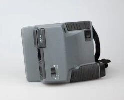Polaroid Impulse Instant Camera (serial E3L06638VDCB)(Polaroid Impulse Instant Camera Serial E3l06638vdcb) -Vintage Camera Store polaroid impulse instant camera serial E3L06638VDCB 202304123554