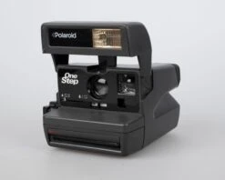 Polaroid One Step 600 Instant Camera (G708Q5ENVDDA)(Polaroid One Step 600 Instant Camera G708q5envdda) 12 Polaroid One Step 600 Instant Camera (G708Q5ENVDDA)(Polaroid One Step 600 Instant Camera G708q5envdda) -Vintage Camera Store polaroid onestep 600 instant film camera serial G708Q5ENVDDA 20240912 2415