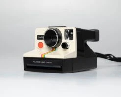 Polaroid One Step (original) Uses SX-70 Instant Film (serial CVC914DA)(Polaroid One Step Original Users Sx 70 Instant Film Serial Cvc914da) -Vintage Camera Store polaroid onestep sx70 instant film camera serial CVC914DA 20241229 5