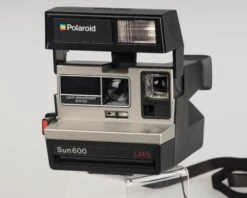 Polaroid Sun 600 LMS Instant Film Camera(Polaroid Sun 600 Lms Instant Film Camera) -Vintage Camera Store polaroid sun600LMS instantcamera serKAR00101NC 20200618 326