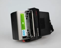 Polaroid Sun 600 LMS Instant Film Camera (serial D3D888340NA)(Polaroid Sun 600 Lms Instant Film Camera Serial D3d888340na) -Vintage Camera Store polaroid sun 600 RMS serial D3D888340NA 202303163389