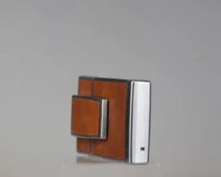 Polaroid SX-70 Instant Camera With Original Leather Case(Polaroid Sx 70 Instant Camera With Original Leather Case) -Vintage Camera Store polaroid sx 70 with Case 20211115 232