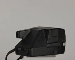 Polaroid Sun 600 LMS Instant Film Camera (serial D3T74680NA)(Polaroid Sun 600 Lms Instant Film Camera Serial D3t74680na) -Vintage Camera Store polaroidsun600lmsserialD3T74680NA 20201127 725