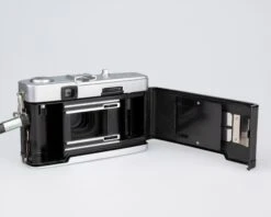 Olympus Trip 35 35mm Camera W/ Case And Manual (serial 1198715)(Olympus Trip 35 35mm Camera W Case And Manual Serial 1198715) -Vintage Camera Store redo olympus trip35 serial 1198715 202211052018202211052029