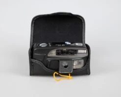 Ricoh AF-77 35mm Camera W/ Case (serial 142029)(Ricoh Af 77 35mm Camera W Case Serial 142029) -Vintage Camera Store ricoh AF 77 pns camera serial 142029 20240420 1450