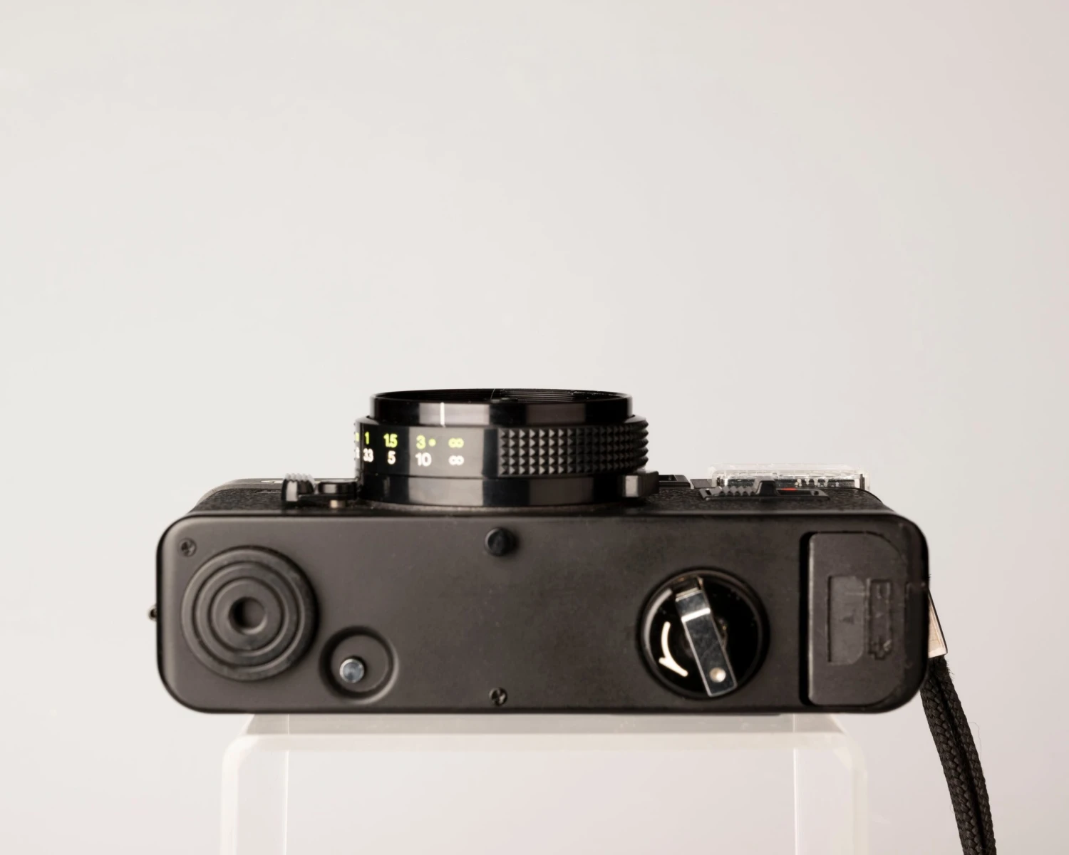 Rolleimat F 35mm Zone Focus Camera W/ Box, Case, And Manual(Rolleimat F 35mm Zone Focus Camera W Box Case And Manual) 10 Rolleimat F 35mm Zone Focus Camera W/ Box, Case, And Manual(Rolleimat F 35mm Zone Focus Camera W Box Case And Manual) - Image 10