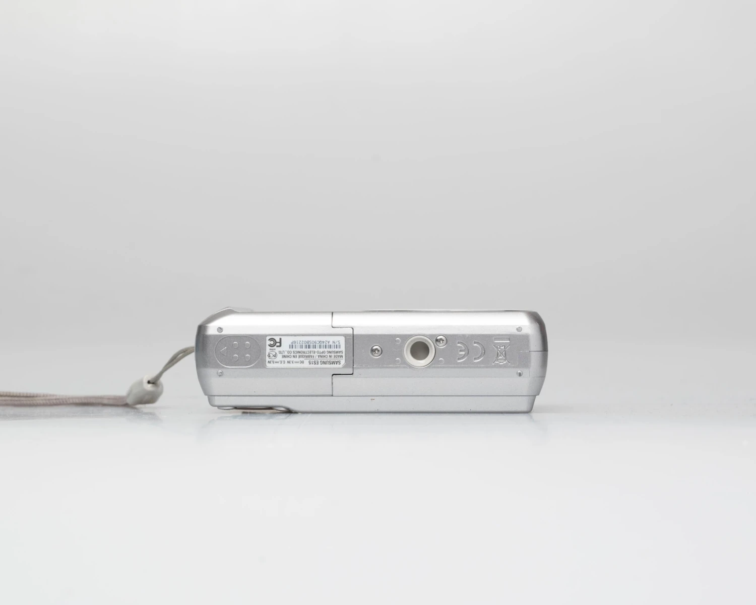 Samsung ES15 10 MP CCD Sensor Digicam W/ 4GB SD Card (serial A24QC90SB02216P)(Samsung Es15 10 Mp Ccd Sensor Digicam W 4gb Sd Card Serial A24qc90sb02216p) 9 Samsung ES15 10 MP CCD Sensor Digicam W/ 4GB SD Card (serial A24QC90SB02216P)(Samsung Es15 10 Mp Ccd Sensor Digicam W 4gb Sd Card Serial A24qc90sb02216p) - Image 9