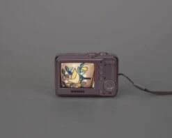 Samsung S760 7.2 MP CCD Sensor Digicam W/ 4GB SD Card (uses AA Batteries)(Samsung Es760 7 1 Mp Ccd Sensor Digicam W 4gb Sd Card Uses Aa Batteries) 18 Samsung S760 7.2 MP CCD Sensor Digicam W/ 4GB SD Card (uses AA Batteries)(Samsung Es760 7 1 Mp Ccd Sensor Digicam W 4gb Sd Card Uses Aa Batteries) -Vintage Camera Store samsung s760 71mp digicam 20240725 1974