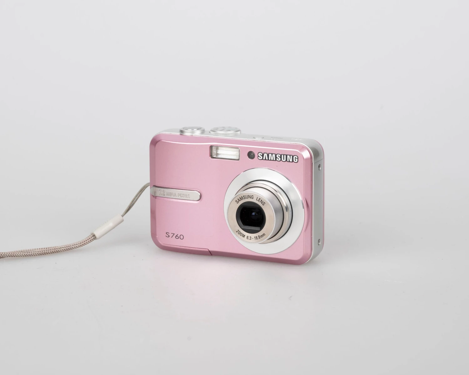 Samsung S760 7.2 MP CCD Sensor Digicam W/ 4GB SD Card (uses AA Batteries)(Samsung Es760 7 1 Mp Ccd Sensor Digicam W 4gb Sd Card Uses Aa Batteries) 6 Samsung S760 7.2 MP CCD Sensor Digicam W/ 4GB SD Card (uses AA Batteries)(Samsung Es760 7 1 Mp Ccd Sensor Digicam W 4gb Sd Card Uses Aa Batteries) - Image 6