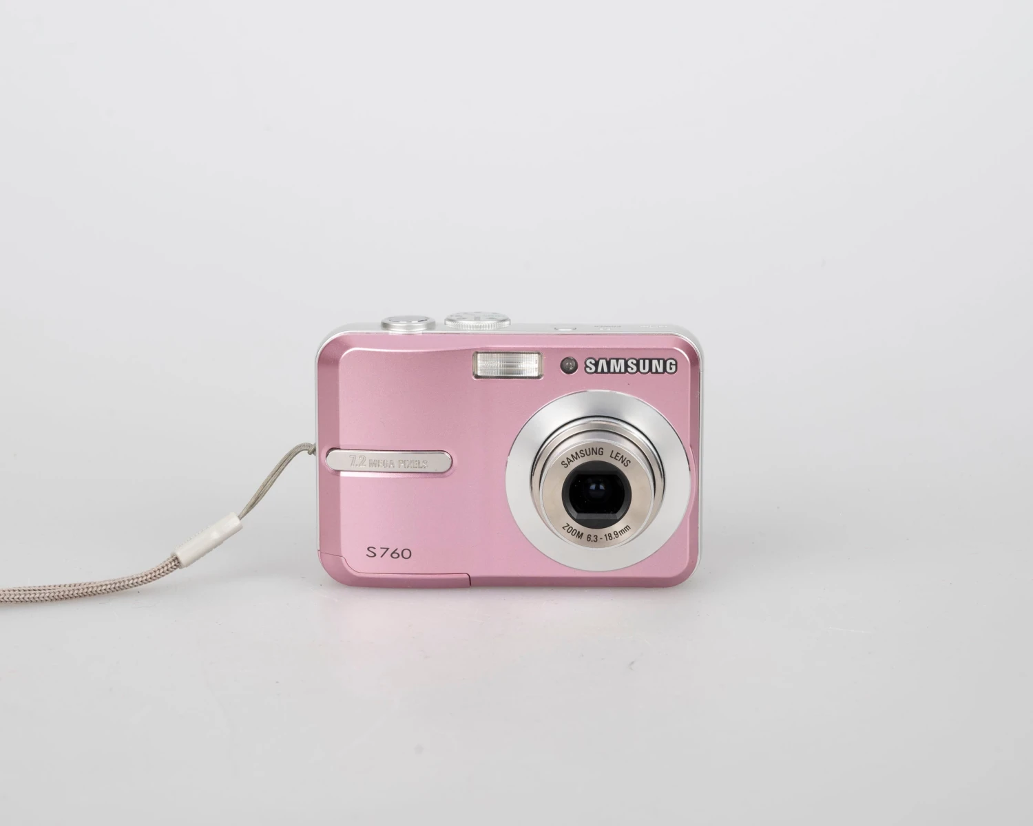 Samsung S760 7.2 MP CCD Sensor Digicam W/ 4GB SD Card (uses AA Batteries)(Samsung Es760 7 1 Mp Ccd Sensor Digicam W 4gb Sd Card Uses Aa Batteries) 4 Samsung S760 7.2 MP CCD Sensor Digicam W/ 4GB SD Card (uses AA Batteries)(Samsung Es760 7 1 Mp Ccd Sensor Digicam W 4gb Sd Card Uses Aa Batteries) - Image 4
