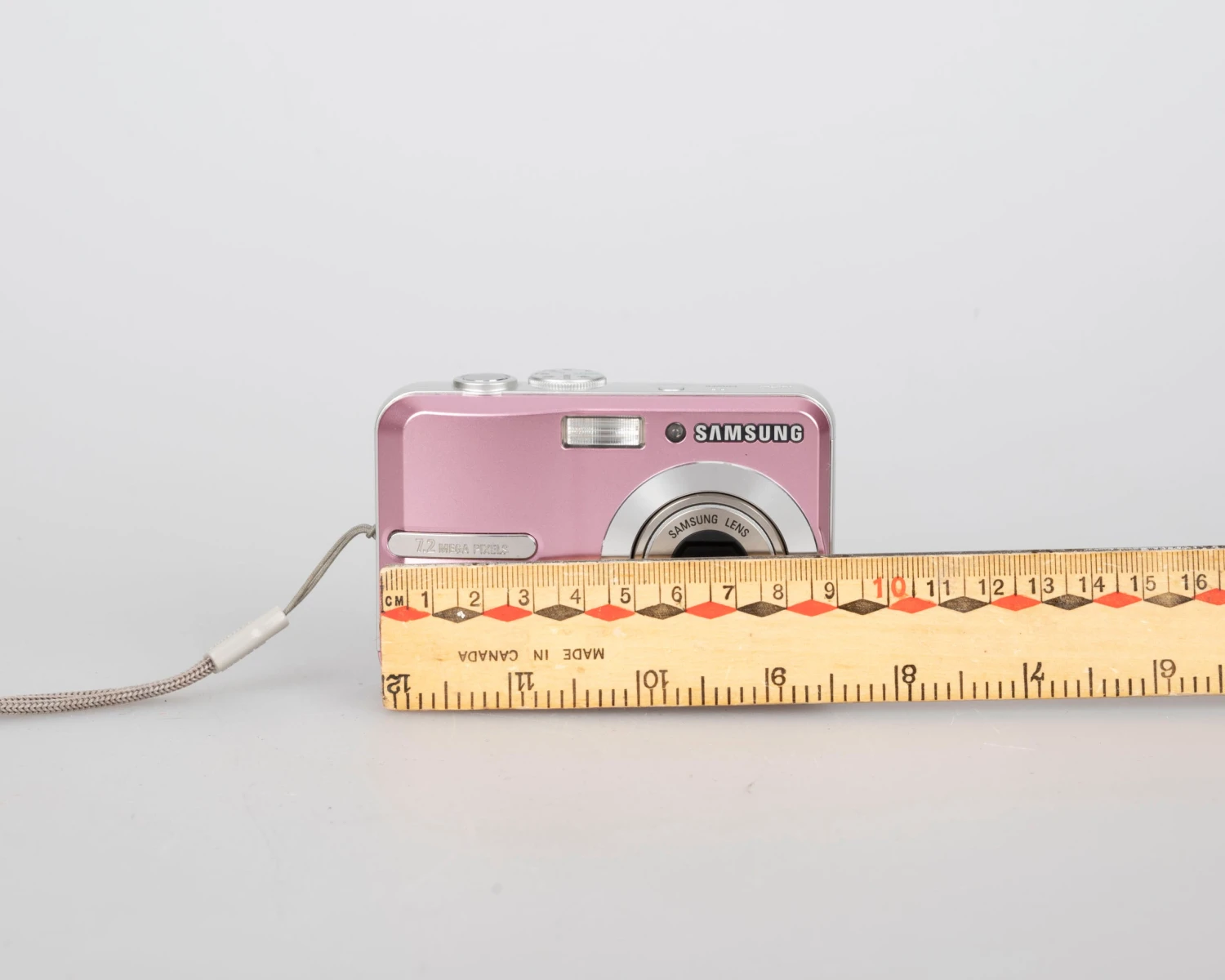 Samsung S760 7.2 MP CCD Sensor Digicam W/ 4GB SD Card (uses AA Batteries)(Samsung Es760 7 1 Mp Ccd Sensor Digicam W 4gb Sd Card Uses Aa Batteries) 2 Samsung S760 7.2 MP CCD Sensor Digicam W/ 4GB SD Card (uses AA Batteries)(Samsung Es760 7 1 Mp Ccd Sensor Digicam W 4gb Sd Card Uses Aa Batteries) - Image 2