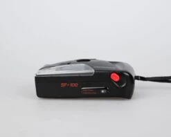 Samsung SF-100 35mm Film Camera W/ Case (serial 2504289)(Samsung Sf 100 35mm Film Camera W Case Serial 2504289) -Vintage Camera Store samsung sf 100 35mm film pns camera serial 2504289 20240721 1829