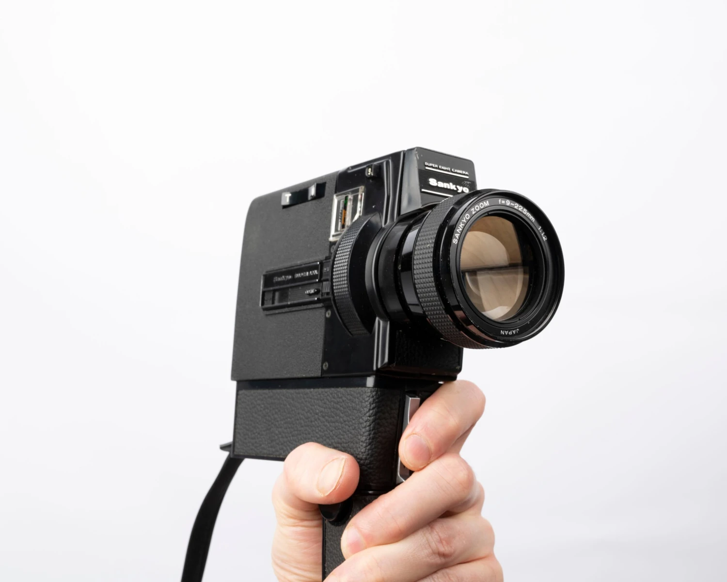 Sankyo Super LXL 250 Super 8 Camera W/ Case + Manual (serial 208792)(Sankyo Super Lxl 250 Super 8 Camera W Case Manual Serial 208792) 2 Sankyo Super LXL 250 Super 8 Camera W/ Case + Manual (serial 208792)(Sankyo Super Lxl 250 Super 8 Camera W Case Manual Serial 208792) - Image 2