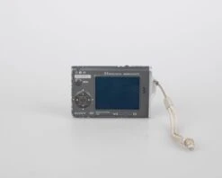 Sony Cyber-Shot DSC-T7 5.1 MP Digicam W/ 2 GB Memory Card + Charger + 2x Battery Packs(Sony Cyber Shot Dsc T7 5 1 Mp Digicam W 2 Gb Memory Card Charger 2x Battery Packs) -Vintage Camera Store sony cyber shot DCS T7 5megapixel CCD digicam 20240726 2096