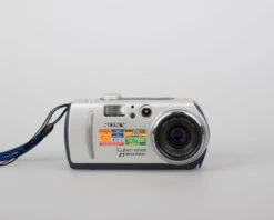 Sony Cyber-Shot DSC-P50 2.1 MP CCD Sensor Digicam (uses AA Batteries + Memory Stick Cards)(Sony Cyber Shot Dsc P50 2 1 Mp Ccd Sensor Digicam Uses Aa Batteries Memory Stick Cards)