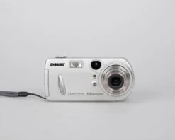 Sony Cyber-Shot DSC-P72 3.1 MP CCD Sensor Digicam W/ 16MB Memory Stick Card + Original Case (uses AA Batteries)(Sony Cyber Shot Dsc P72 3 1 Mp Ccd Sensor Digicam W 16mb Memory Stick Card Uses Aa Batteries) -Vintage Camera Store sony cybershot DSC 72 3.2 megapixel ccd digicam 20240311 1056