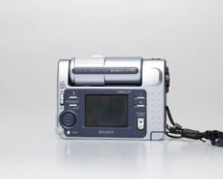 Sony Cyber-Shot DSC-F55DX 3.3 MP CCD Sensor Digicam W/ 64MB Memory Stick Card + Battery + Charger(Sony Cyber Shot Dsc F55dx 3 3 Mp Ccd Sensor Digicam W 64mb Memory Stick Card Battery Charger) -Vintage Camera Store sony cybershot DSC F55DX digicam 20250327 1