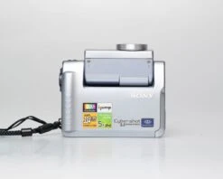 Sony Cyber-Shot DSC-F55DX 3.3 MP CCD Sensor Digicam W/ 64MB Memory Stick Card + Battery + Charger(Sony Cyber Shot Dsc F55dx 3 3 Mp Ccd Sensor Digicam W 64mb Memory Stick Card Battery Charger) -Vintage Camera Store sony cybershot DSC F55DX digicam 20250327 7