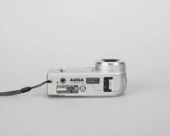 Sony Cyber-Shot DSC-P52 3.1 MP CCD Sensor Digicam W/ 16MB Memory Stick Card (uses AA Batteries; Serial 7704755)(Sony Cyber Shot Dsc P52 3 1 Mp Ccd Sensor Digicam W 16mb Memory Stick Card Uses Aa Batteries Serial 7704755) -Vintage Camera Store sony cybershot DSC p52 3.2 megapixel ccd digicam 20240319 1073