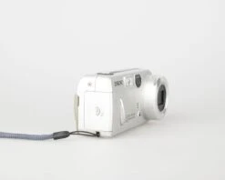 Other Sony Cyber-Shot DSC-P52 3.1 MP CCD Sensor Digicam W/ 16MB Memory Stick Card (uses AA Batteries)(Sony Cyber Shot Dsc P52 3 1 Mp Ccd Sensor Digicam W 16mb Card Uses Aa Batteries) -Vintage Camera Store sony cybershot dsc p52 digicam 202306074402