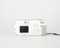 Other Sony Cyber-Shot DSC-P52 3.1 MP CCD Sensor Digicam W/ 16MB Memory Stick Card (uses AA Batteries)(Sony Cyber Shot Dsc P52 3 1 Mp Ccd Sensor Digicam W 16mb Card Uses Aa Batteries) -Vintage Camera Store sony cybershot dsc p52 digicam 202306074407