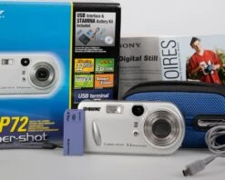 Sony Cyber-Shot DSC-P72 3.1 MP CCD Sensor Digicam W/ 16MB Memory Stick Card + Original Case (uses AA Batteries)(Sony Cyber Shot Dsc P72 3 1 Mp Ccd Sensor Digicam W 16mb Memory Stick Card Uses Aa Batteries)