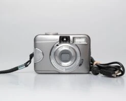 Vivitar Vivicam 3.3 MP Digicam W/ USB Cable (uses AA Batteries + SD Cards)(Vivitar Vivicam 3 3 Mp Digicam W Usb Cable Uses Aa Batteries Sd Cards)