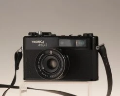 Yashica MG-1 Rangefinder 35mm Camera(Yashica Mg 1 Rangefinder 35mm Camera) -Vintage Camera Store yashicaMG 1 20200323 1121