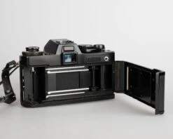 Yashica FR-I 35mm Film SLR + Yashica ML 50mm F1.7 Lens (serial 085756)(Yashica Fr I 35mm Film Slr 50mm F1 9 Lens Serial 085756) -Vintage Camera Store yashica FR I 35mm slr Camera serial 085756 202310225533