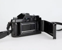 Yashica FX-3 35mm SLR W/ 50mm F1.9 Lens (serial 287813)(Yashica Fx 3 35mm Slr W 50mm F1 9 Lens Serial 287813) -Vintage Camera Store yashica FX 3 35mm film SLR camera serial 287813 20231212 263