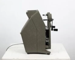 Yashica Editor Model III 8mm Film Viewer/editor(Yashica Editor Model Iii 8mm Film Viewer Editor) -Vintage Camera Store yashica editor model III regular 8mm viewer 202209081759