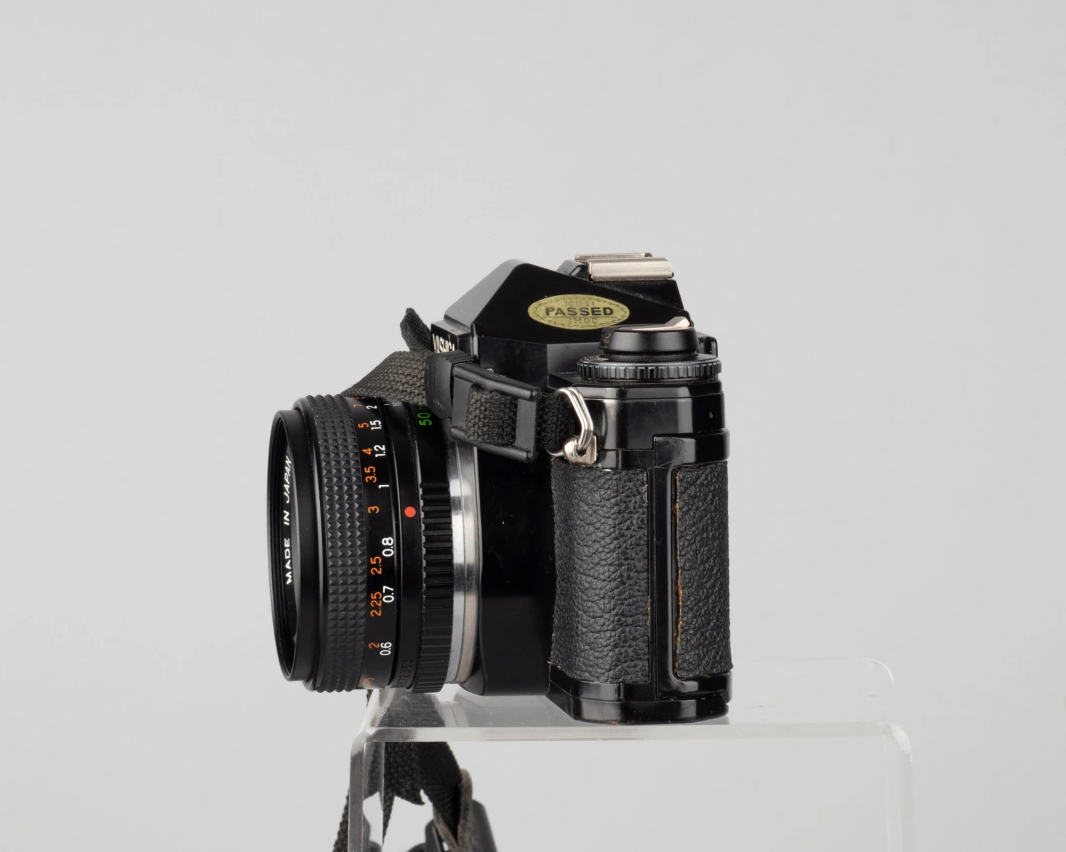 Yashica FX-D 35mm Film SLR + 50mm F1.9 Lens (serial 253099)(Yashica Fx D 35mm Film Slr 50mm F1 9 Lens Serial 253099) 4 Yashica FX-D 35mm Film SLR + 50mm F1.9 Lens (serial 253099)(Yashica Fx D 35mm Film Slr 50mm F1 9 Lens Serial 253099) - Image 4