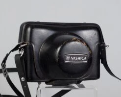 Yashica MG-1 Rangefinder 35mm Camera (serial 70600635)(Yashica Mg 1 Rangefinder 35mm Camera Serial 70600635) -Vintage Camera Store yashica mg 1 serial 70600635 20211206 857