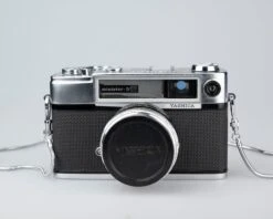 Yashica Minister D Rangefinder 35mm Camera(Yashica Minister D Rangefinder 35mm Camera) -Vintage Camera Store yashica minister d rangefinder camera serial T758592202211172257